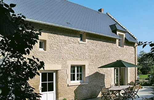 Cambes-en-Plaine House | Wonderful private villa for 6 guests with WIFI, TV, terrace and pets allowed