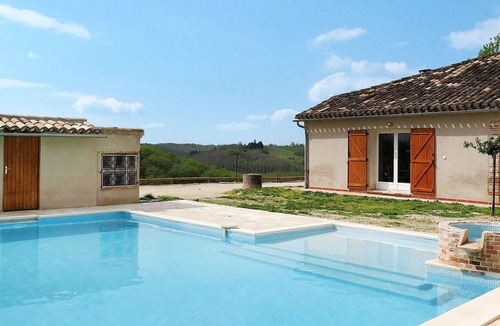 L'Honor-de-Cos Villa | Wonderful private villa with private pool, TV, terrace, pets allowed, panoramic view and parking