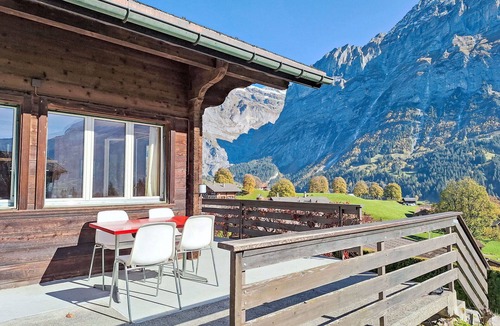 Grindelwald House | Wonderful private villa for 9 people with WIFI, TV, balcony and pets allowed