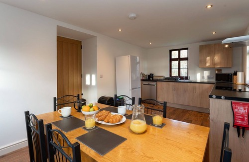 Inverarnie House | Wonderful private villa for 6 people with WIFI, TV and panoramic view