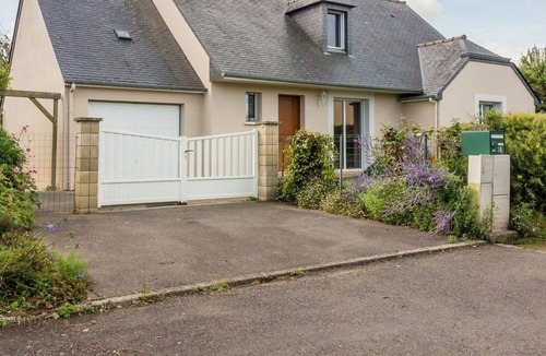 Pleurtuit House | Wonderful private villa for 4 people with WIFI, TV and parking