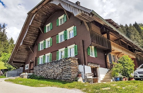 Marbach Villa | Wonderful private villa for 11 people with WIFI, TV, patio, pets allowed and panoramic view