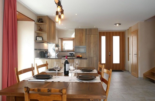 Olivone House | Wonderful private villa for 5 people with WIFI, TV, patio, pets allowed and panoramic view