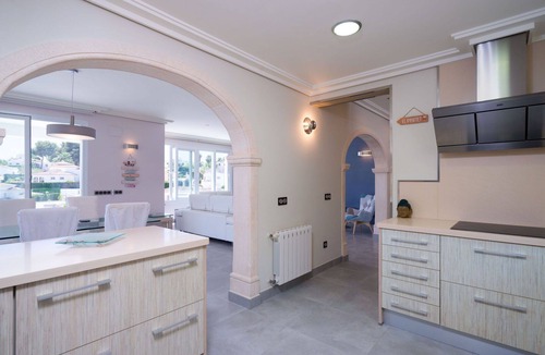 Arnella Villa | Wonderful private villa for 8 people with private pool, WIFI, A/C, TV and terrace