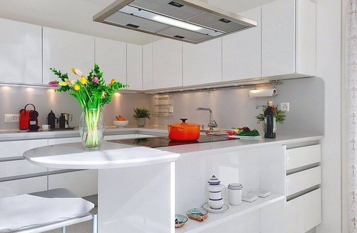 Aranno House | Wonderful private villa for 6 people with hot tub, WIFI, TV, terrace and panoramic view