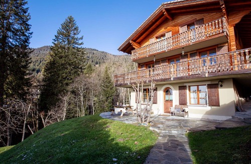 Villars-sur-Ollon House | Wonderful private villa for 10 people with WIFI, TV and terrace