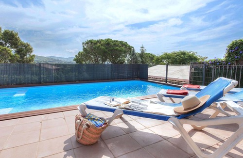 Calonge House | Wonderful private villa for 14 people with WIFI, private pool, TV, patio and panoramic view