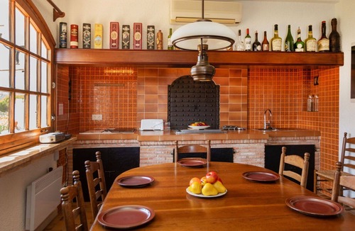 Llanca Villa | Wonderful private villa for 10 guests with private pool, A/C, WIFI and patio