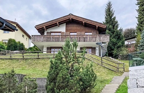 Laax House | Wonderful private villa for 8 guests with WIFI, TV, patio and panoramic view