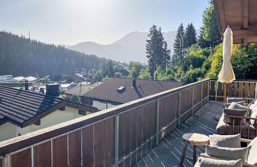 Laax House | Wonderful private villa for 8 guests with WIFI, TV, patio and panoramic view