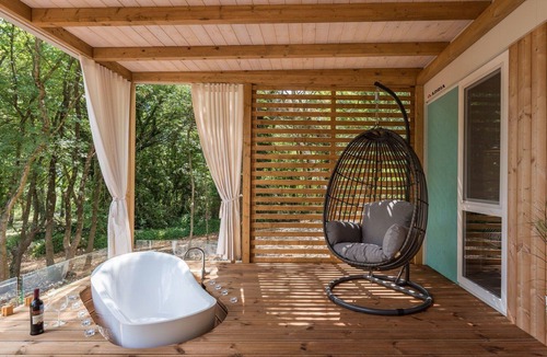 Rebici House | Wonderful private villa for 4 guests with WIFI, A/C, TV, terrace and pets allowed