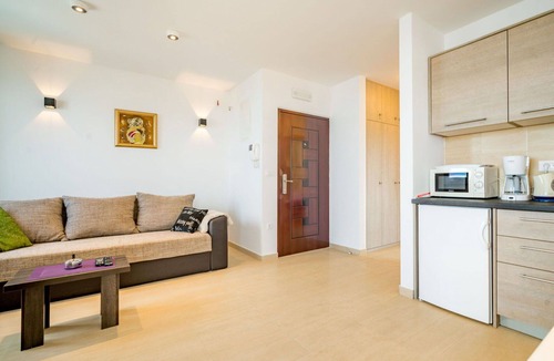 Kozino House | Wonderful private villa for 12 people with A/C, private pool, WIFI, hot tub, TV and patio