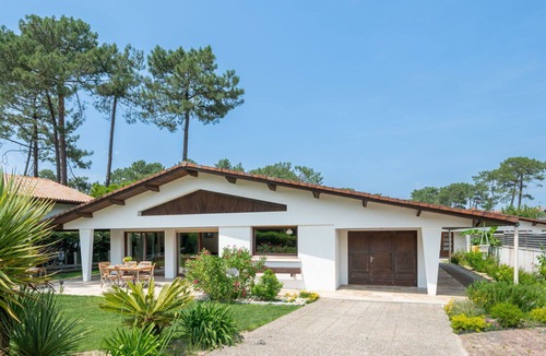 Mimizan House | Wonderful private villa for 6 people with WIFI, TV, terrace and pets allowed