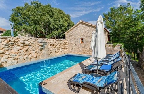 Stankovci House | Wonderful private villa for 8 guests with A/C, WIFI, private pool, TV and patio