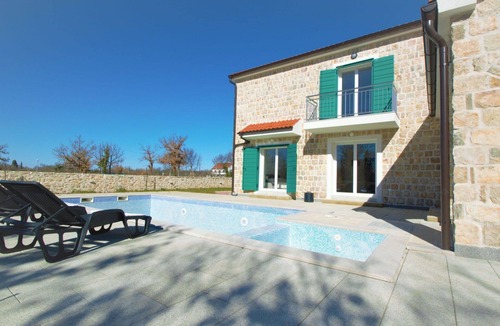 Drinovci House | Wonderful private villa with private pool, WIFI, A/C, TV, terrace, pets allowed and panoramic view