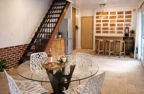 Broquiers Villa | Wonderful relaxation guaranteed: swimming pool, jacuzzi, sauna, wooded park near Paris
