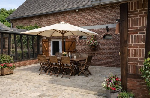 Broquiers Villa | Wonderful relaxation guaranteed: swimming pool, jacuzzi, sauna, wooded park near Paris