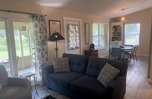 Wimberley Cottage | Wonderful Riverside Retreat in Wimberley, Texas, for Glorious Glamping Getaways