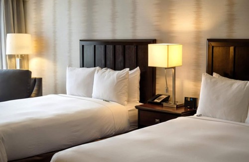 Fort Worth Hotel | Wonderful Stay! Four Great Units, Indoor Pool, Free Parking, On-Site Restaurant
