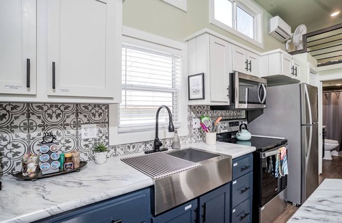 Seguin House | Wonderful Tiny House with River Access in Seguin, Texas