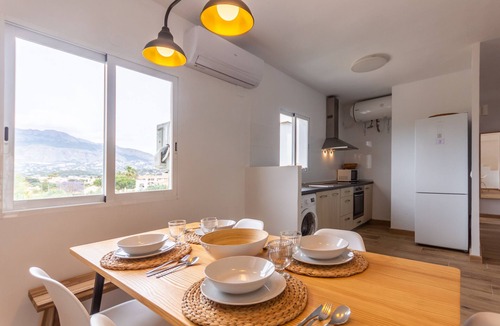 Altea Ski Chalet | Wonderful Views Terrace 3BR Cottage - BBQ - AC