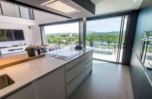 Mouguerre House | Wonderful Villa, between mountain ocean