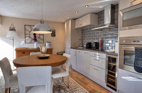 Buxton House | Wonderful villa for 2 people with WIFI