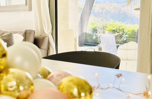 Menerbes Villa | Wonderful villa with pool just next to "Bastide de Marie " ! luxe and quiet !