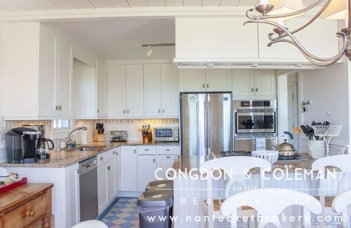 Madaket House | Wonderful waterfront home with pool and jacuzzi