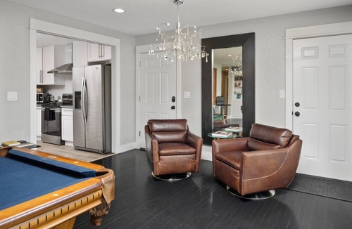 Powellhurst-Gilbert House | Wonderfully Appointed Home in Day Ranch Style Layout, Pet Friendly, Pool Table, Sauna, Deck, BBQ