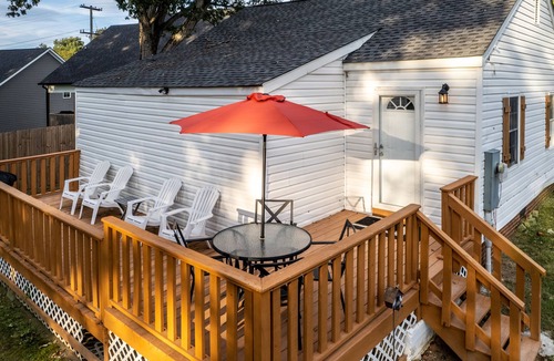 Cleveland House | Wonderland Cottage Cleveland near Lee University/OCI BEST LOCATION Amazing