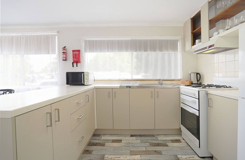 Wonthaggi RV Rental | Wonthaggi Park Lane Holiday Park