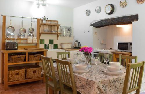 Stackpole House | Wood Cottage