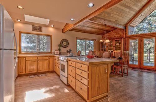 Oregon Water Wonderland House | Wood Duck 5