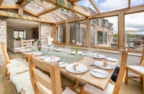 Llanfihangel Tal-y-llyn House | Wood Farm Barn