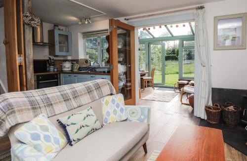 Heathfield House | Wood Glen Cottage