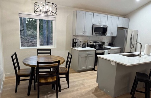 Sagle House | Wood Haven - a North Idaho Getaway