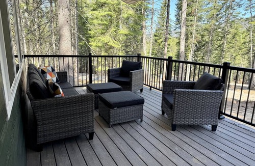 Sagle House | Wood Haven - a North Idaho Getaway