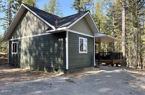 Sagle House | Wood Haven - a North Idaho Getaway