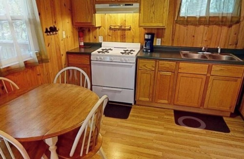 Orr Resort | Wood Haven - Cottage 5