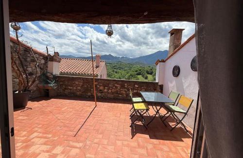Los Masos House | Wood Lodge - beach- Skiing - Thermal Baths
