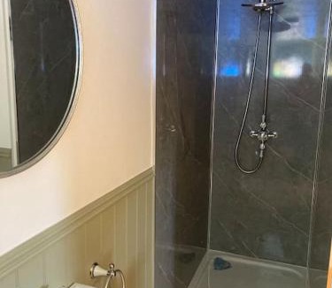 Bungay Apartment | Wood Lodge