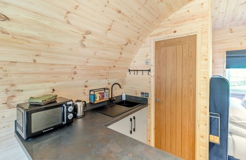 Scarborough Cottage | Wood View - UK43707