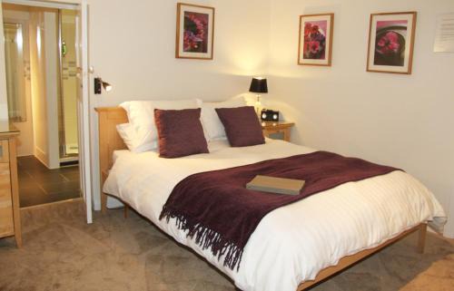 Ford Bed & Breakfast | Woodacre B & B
