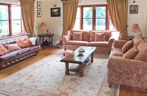 Coed-Y-Paen House | Woodbank