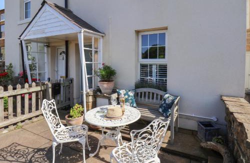 Sandsend House | Woodbine Cottage