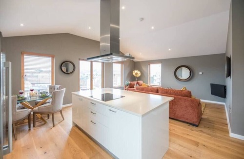 Martlesham Heath Apartment | Woodbridge Penthouse