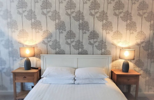 Hooton Hotel | Woodcote Hotel