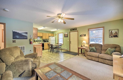 Markville Cabin | Wooded Danbury Cabin w/Grill + Fire Pit!