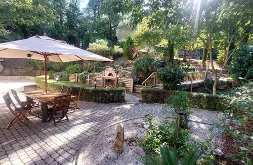 Vaudreuille House | Wooded house five minutes from Lake Saint Ferreol
